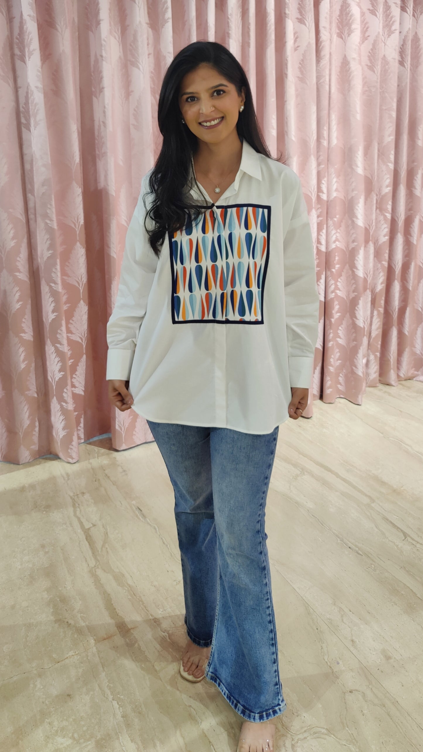 Cotton shirt with center print design